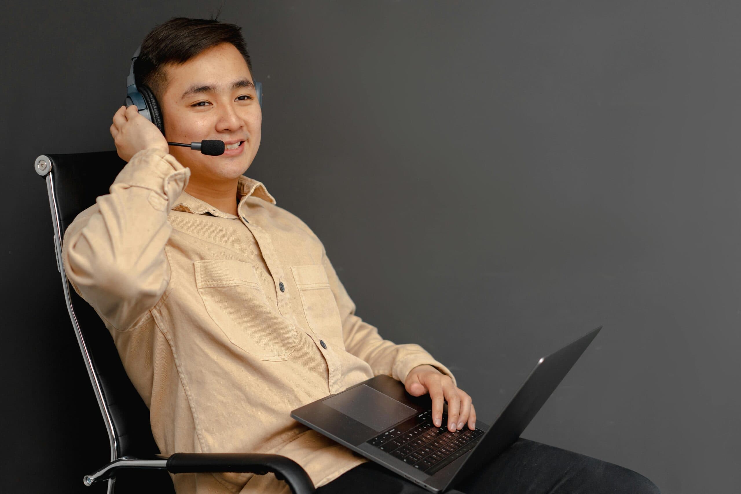Remote Insurance Assistance: What to Look For and How to Integrate in 2026